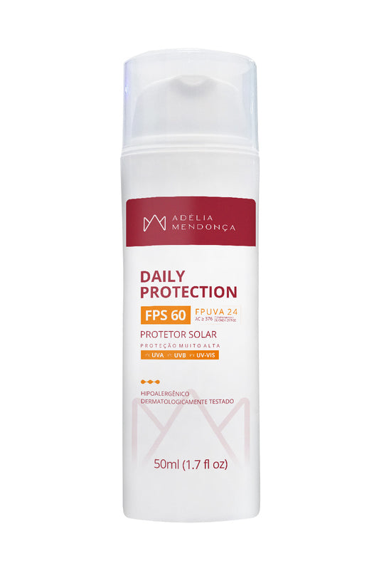 PROTECTS AGAINST SUN RADIATION AND AIDS IN THE PREVENTION OF BLACK WRINKLES SPF 60 - 50ml